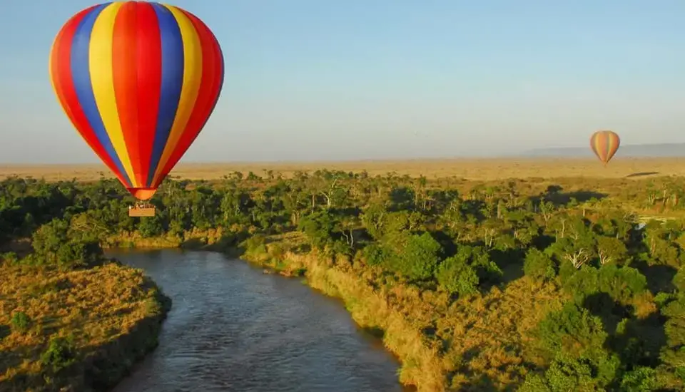 Sunrise balloon flight